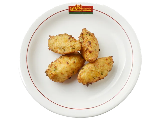 Bolinhos de Arroz, prato completo com acompanhamentos